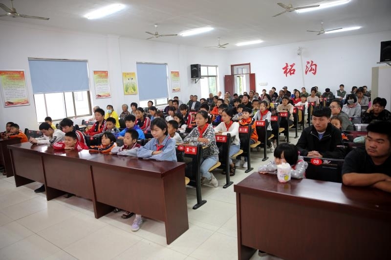 f585dcce25d9801741703ab108f2b18.jpg
